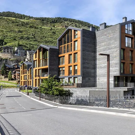Un Diamante De Montana L A Pie De Pistas De Esqui - Gimnasio - Sauna - Piscina L 8pax L By Bonesvacances *